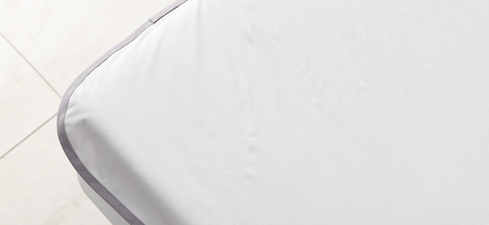 水を弾くマットレスプロテクターの写真